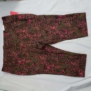 Lane Bryant LIVI High-Rise Wicking Capri Legging - Size 30/32